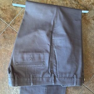 Peter Miller men’s khakis